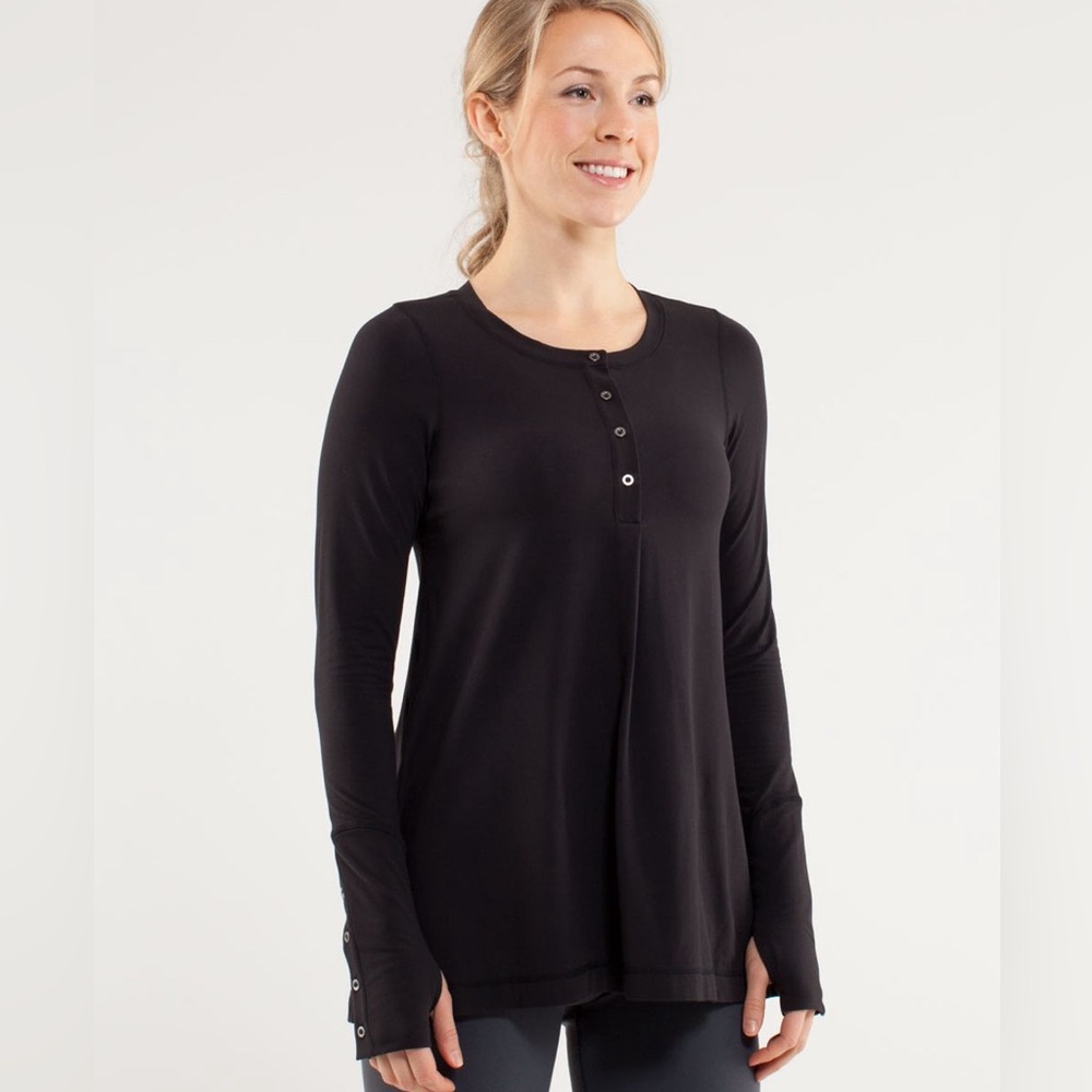 Lululemon Ride on Henley top